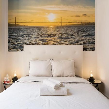 Ferienwohnung Beautiful 3-Story House In Chiado With A 40M² Private Terrace Lissabon Exterior foto