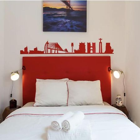Ferienwohnung Beautiful 3-Story House In Chiado With A 40M² Private Terrace Lissabon Exterior foto
