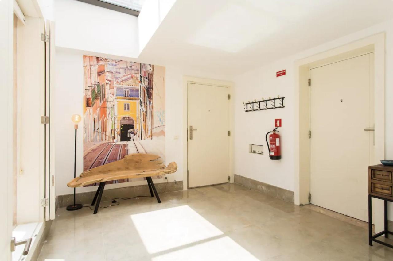 Ferienwohnung Beautiful 3-Story House In Chiado With A 40M² Private Terrace Lissabon Exterior foto