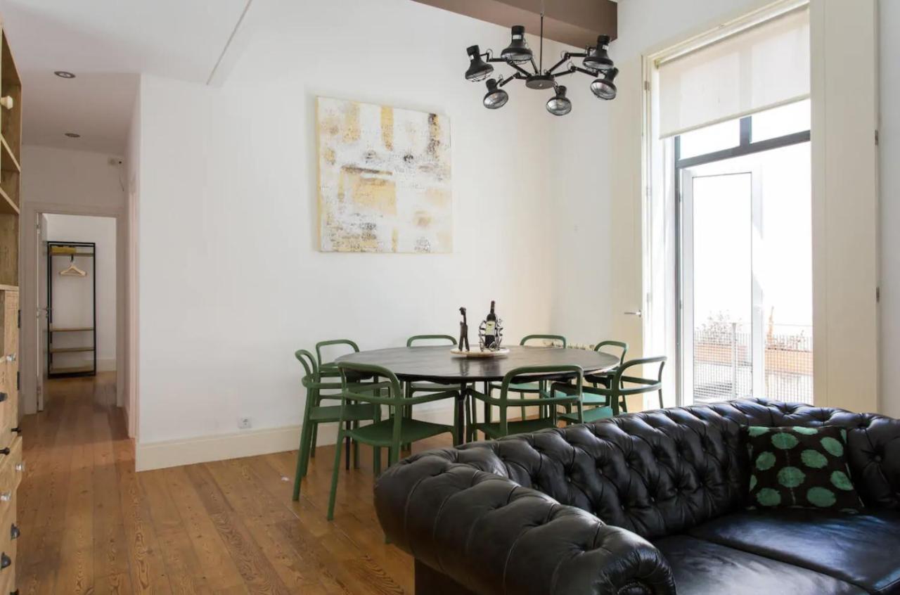 Ferienwohnung Beautiful 3-Story House In Chiado With A 40M² Private Terrace Lissabon Exterior foto