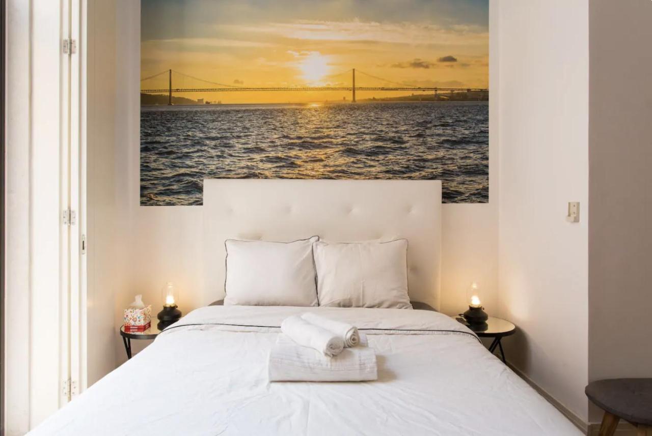 Ferienwohnung Beautiful 3-Story House In Chiado With A 40M² Private Terrace Lissabon Exterior foto