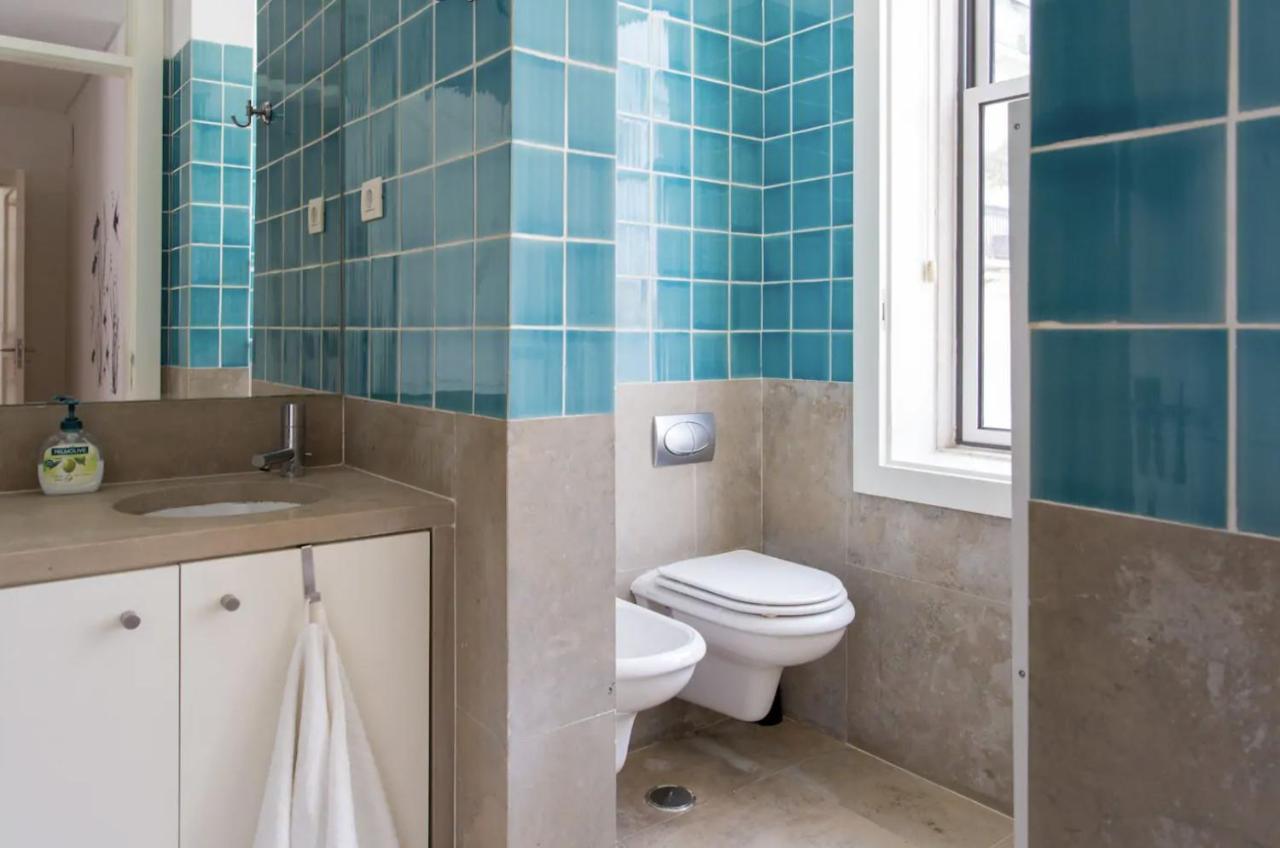 Ferienwohnung Beautiful 3-Story House In Chiado With A 40M² Private Terrace Lissabon Exterior foto