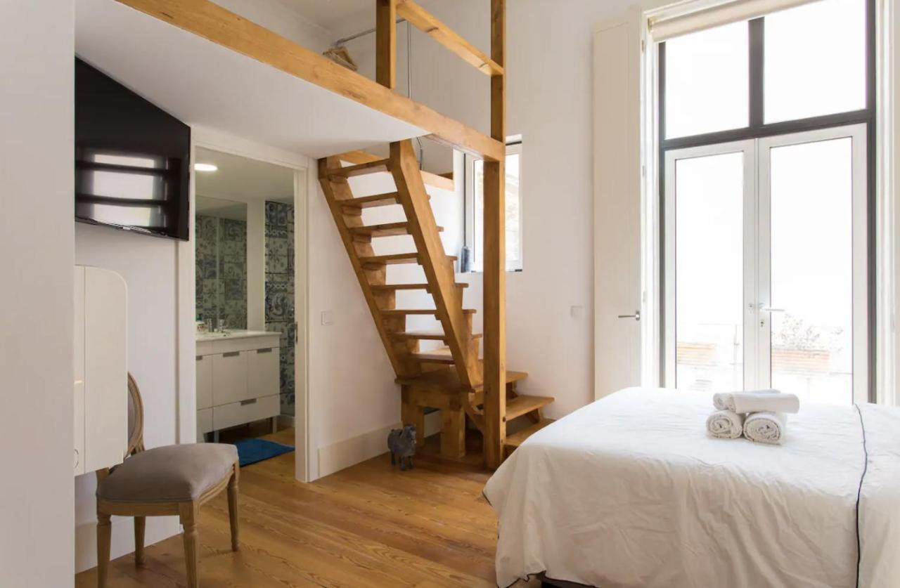 Ferienwohnung Beautiful 3-Story House In Chiado With A 40M² Private Terrace Lissabon Exterior foto